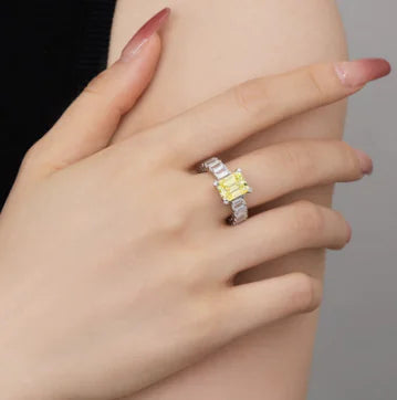 Light Luxury S925 Sterling Silver Zircon Ring for Women